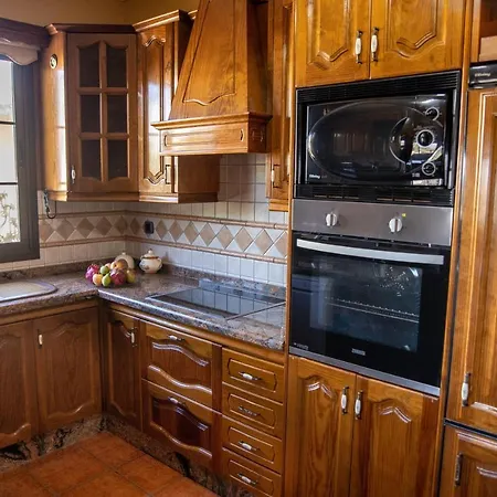 Cuevas Villa *